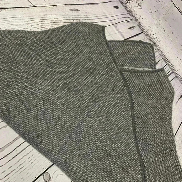 FRATELLI TALLI made in Italy gray pullover poncho shawl seater OS - Picture 3 of 8